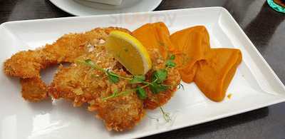 Vakvarju Restaurant Ujlipot