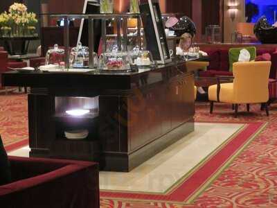 Lobby Cafe At Budapest Marriott Hotel