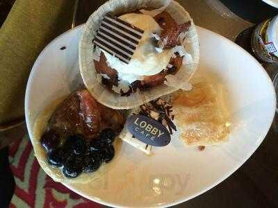 Lobby Cafe At Budapest Marriott Hotel