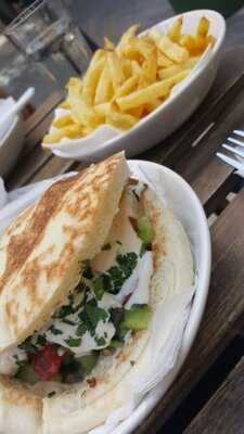 Hummus Bar - Egyetem Square