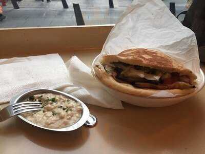 Hummus Bar - Egyetem Square