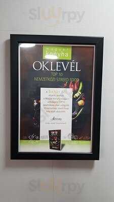 Bánh Mì Szendvics Bár