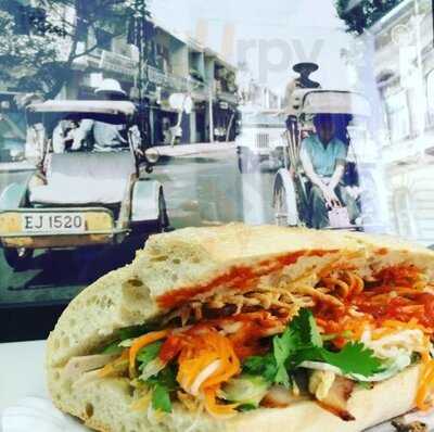 Bánh Mì Szendvics Bár