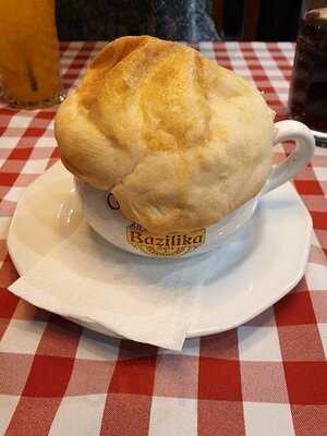 Bazilika Kávéház & Étterem