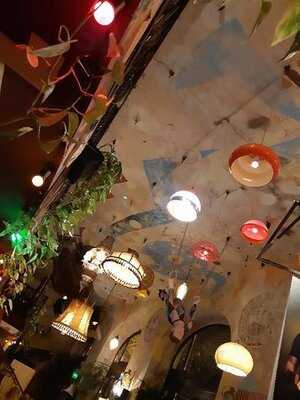 Szatyor Bár és Galéria