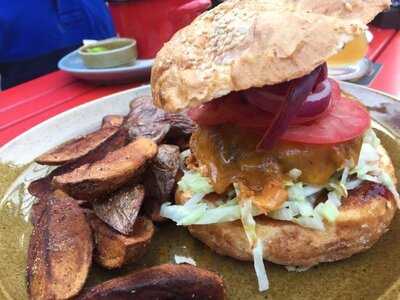 Promontor Kertvendéglő