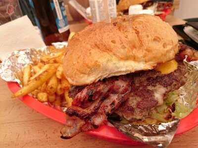 Big Daddy Burger Bar