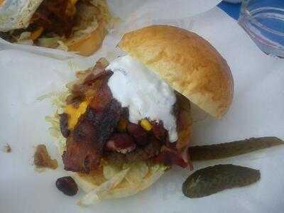 Big Daddy Burger Bar