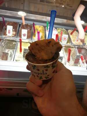 Fragola Ice Cream Shop