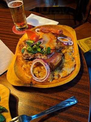 Bajor Sarok Sorozo Es Etterem