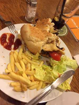 Bajor Sarok Sorozo Es Etterem