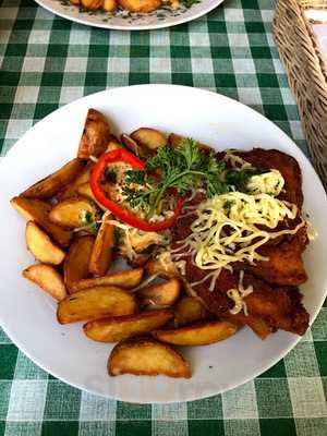 Negy Musketas Etterem Es Sorozo