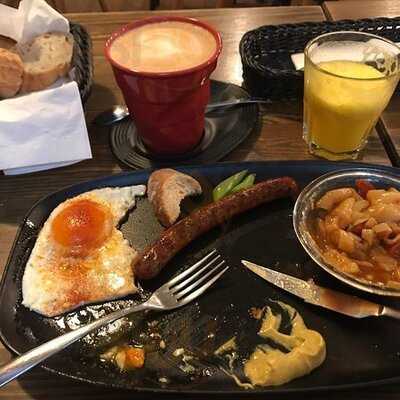 A Table Madách 1. Boulangerie - Patisserie