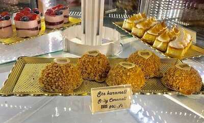 Művész Café & Lounge