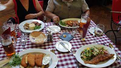 Márványmenyasszony Kft