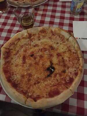 Il Treno A Trombitáshoz