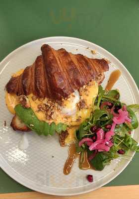 Freyja - The Croissant Story