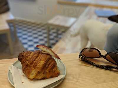 Freyja - The Croissant Story