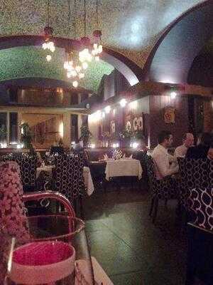 Mokka Cafe & Restaurant