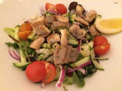 Hello Hal Fishbar Budapest