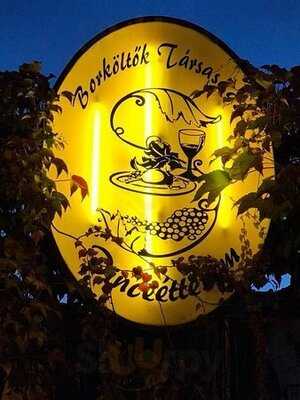 Borköltők Társasága Pince Étterem