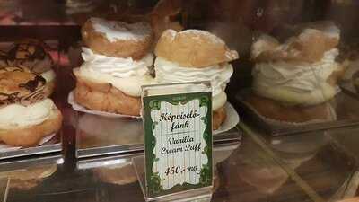 Cukraszda Patisserie