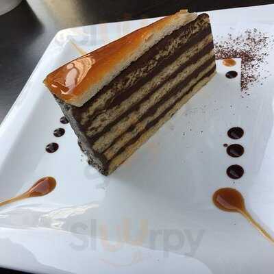 Cukraszda Patisserie