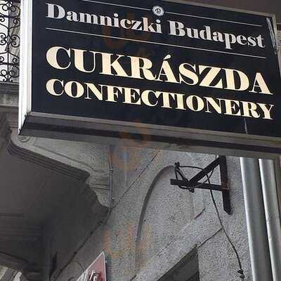 Cukraszda Patisserie