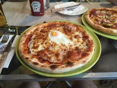 Stefania Etterem és Pizzéria