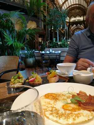 Parisi Passage Cafe & Brasserie