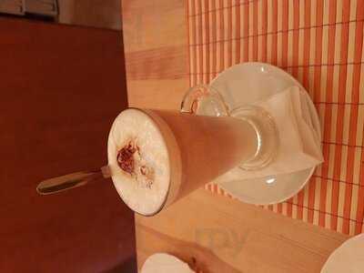 Hunyadi Kisvendéglő