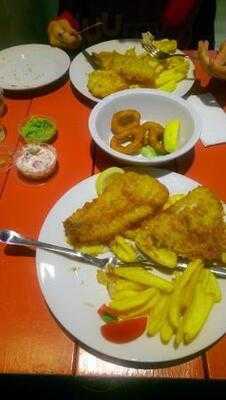 Bubba's Water Grill - Bubba's Captains Pub