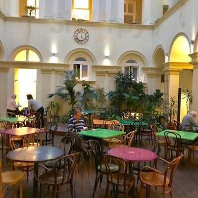 Magház Étterem és Teaház