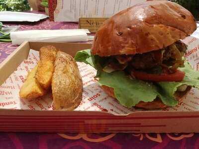 Magház Étterem és Teaház