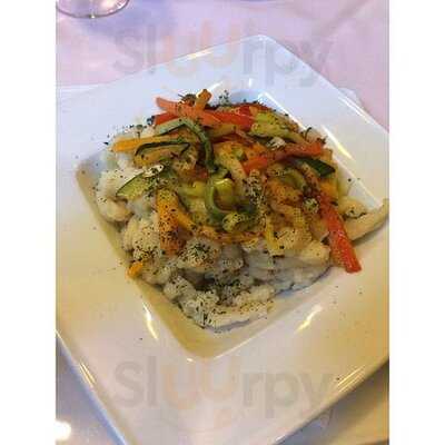 Grillpoint Cosmo Hotel's Restaurant