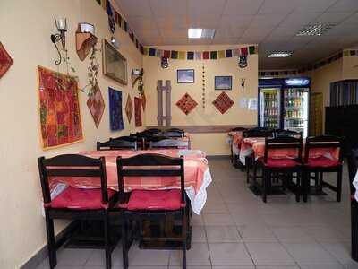 Wok & Tandoori Express