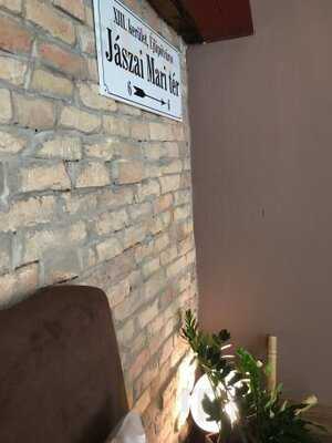 Jm6 Sütiző Bakery & Café