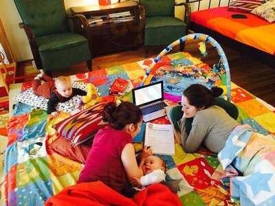 Hellóanyu Családbarát Közösségi Tér és Kávézó