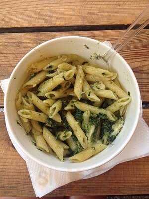 Vespa Rossa Traditional Pizza And Pasta