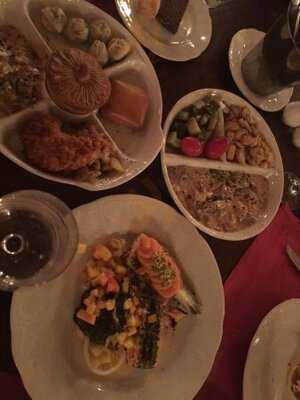 Puskin Kávéház és Étterem