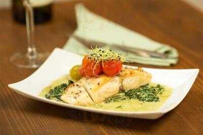 Cayman Etterem Es Pizzeria