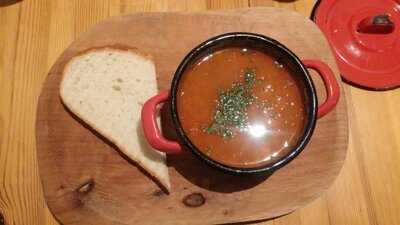 Bereg Embassy Bar & Cafe