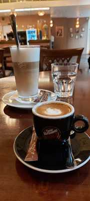 Teátrum Café & Bistro