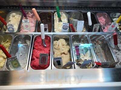 Fragola Ice Cream Shop