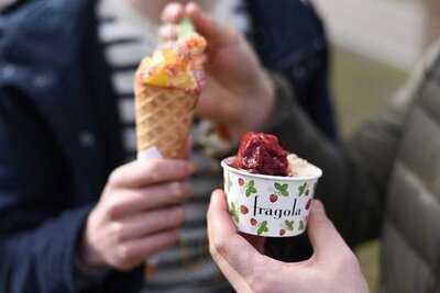 Fragola Ice Cream Shop