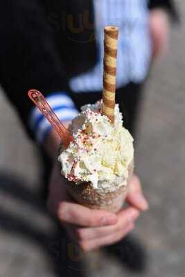 Fragola Ice Cream Shop