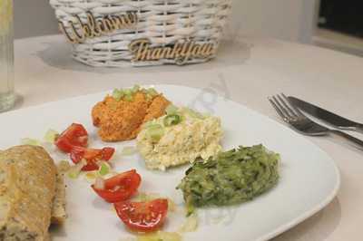 Kences, A Szendvicskrembar