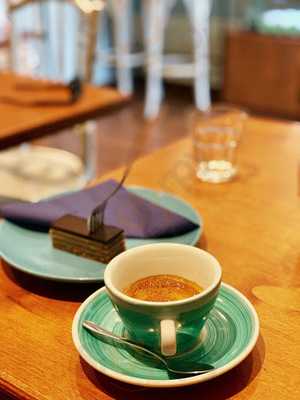 Bruberi Coffee & Bakery