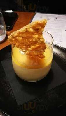 5villa Restaurant & Bar