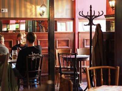 Pointer Pub - József Krt.